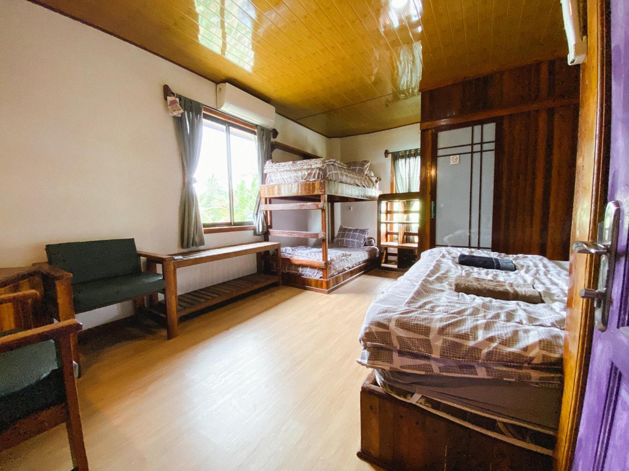 Jamburae Lodge Lagudri Δωμάτιο φωτογραφία
